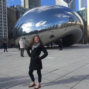 Meet your Posher, Nicole